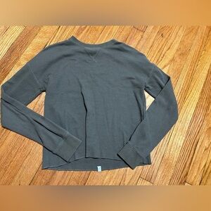 Kuwalltee Olive Green Women’s Thermal Size XS ( A Bit  Oversized )